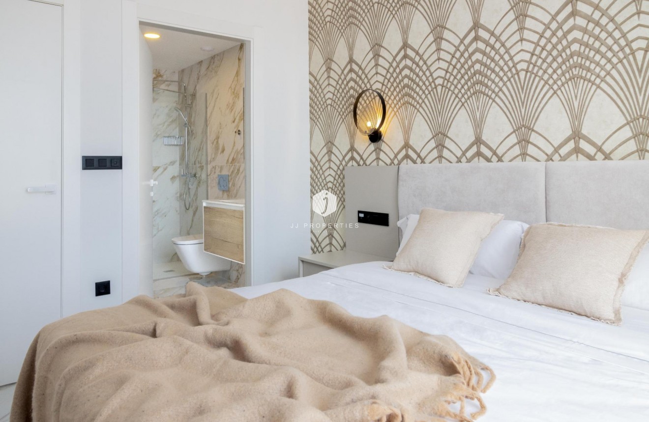 Resale - Penthouse -
Guardamar del Segura - Pueblo