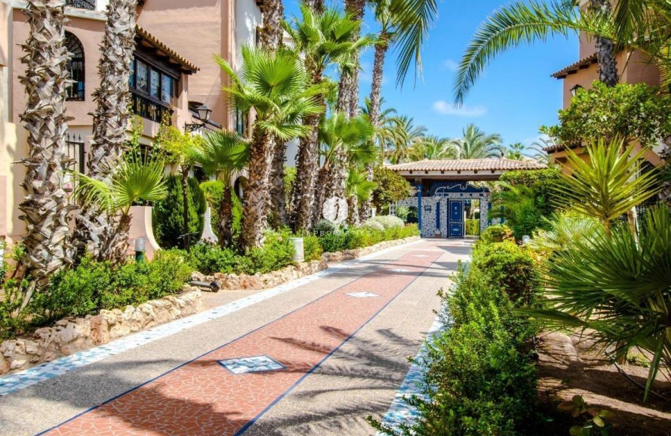 Resale - Penthouse -
Torrevieja - Los Frutales