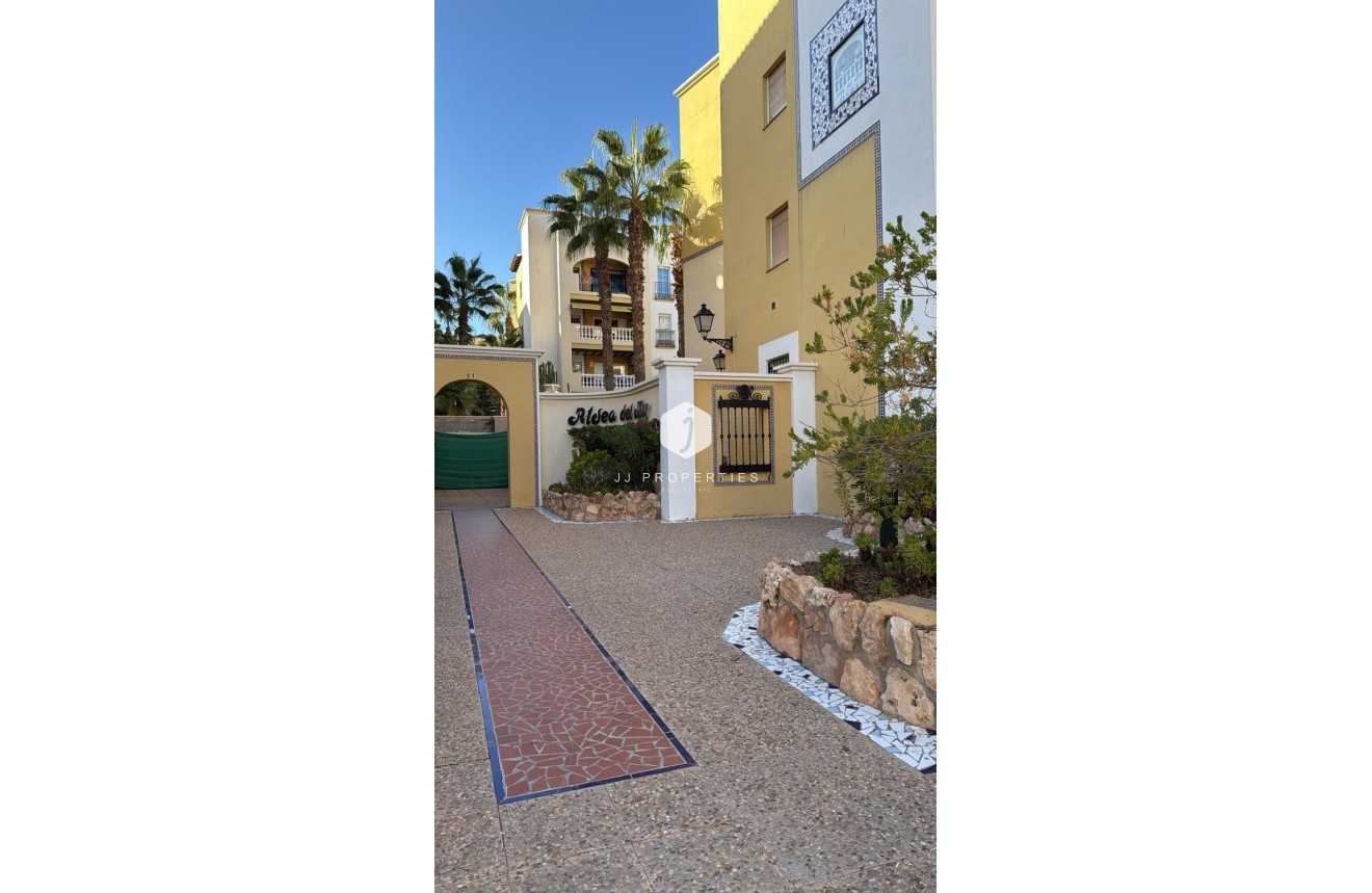 Resale - Penthouse -
Torrevieja - Los Frutales
