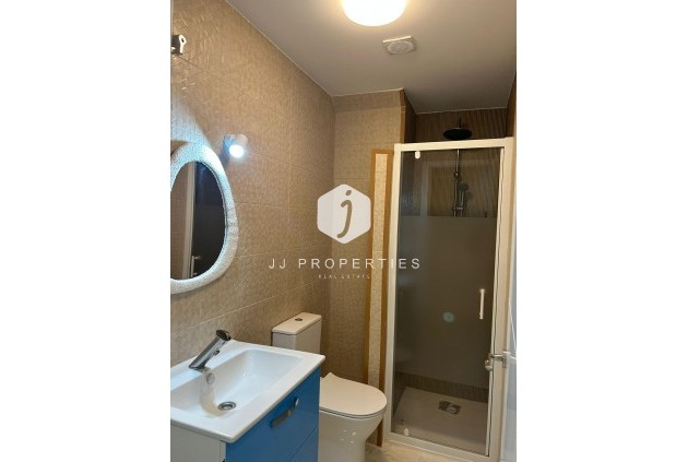 Resale - Apartment / flat -
Torrevieja