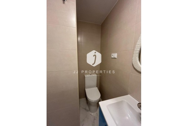 Resale - Apartment / flat -
Torrevieja