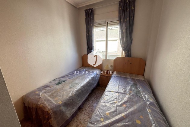 Resale - Apartment / flat -
Torrevieja - Playa del Cura