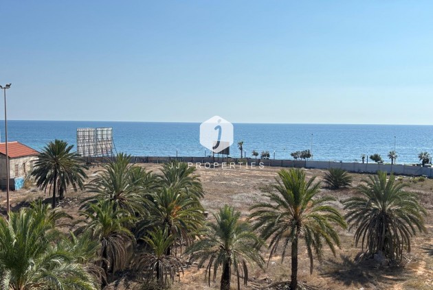 Resale - Apartment / flat -
Torrevieja - Playa del Cura