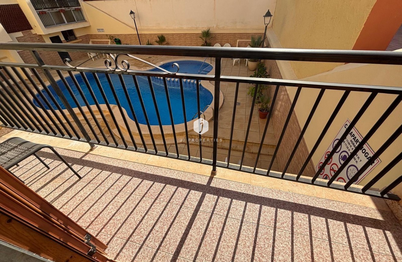 Resale - Apartment / flat -
Torrevieja - Los Frutales