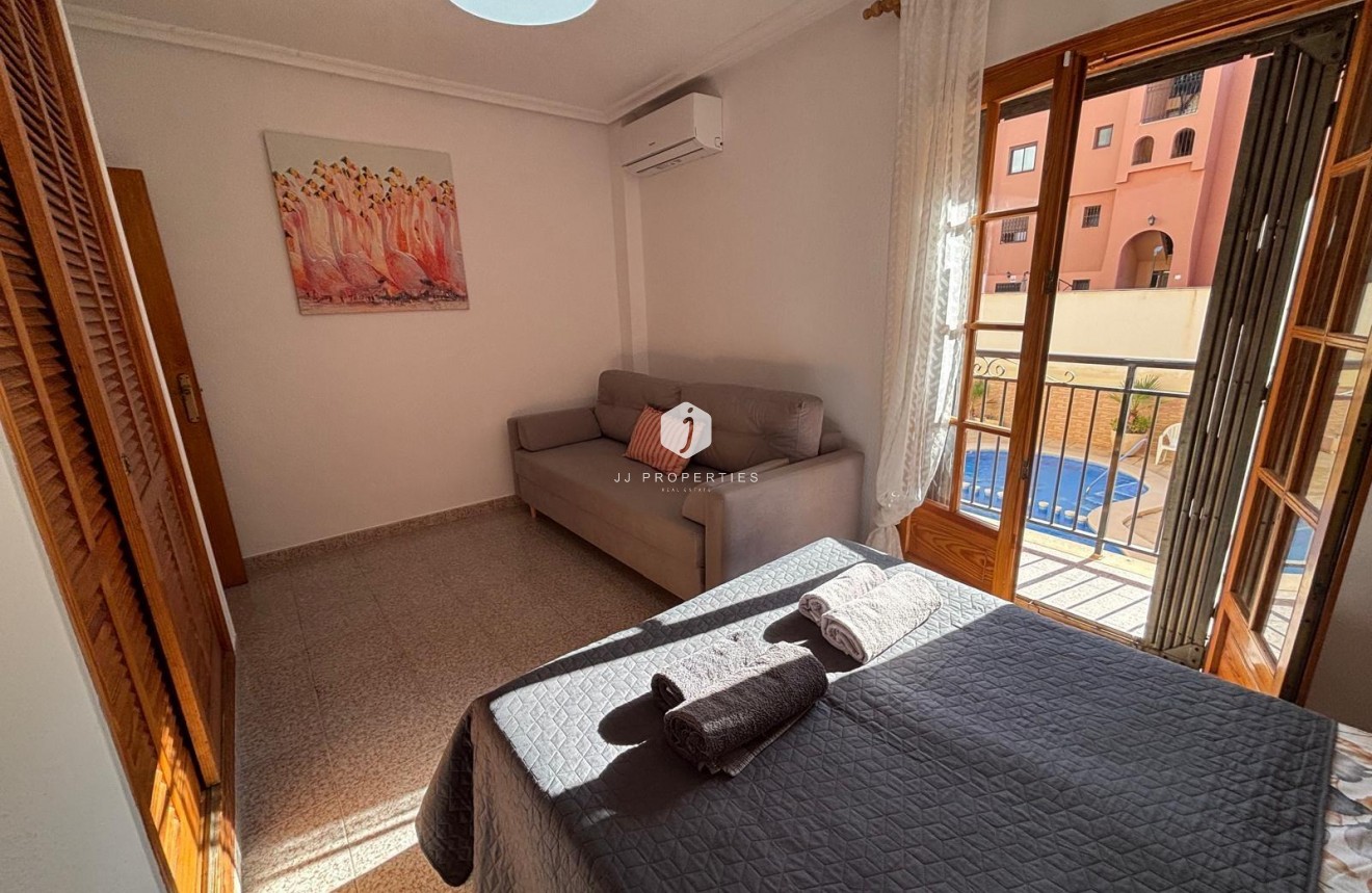 Resale - Apartment / flat -
Torrevieja - Los Frutales