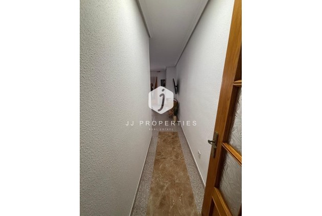 Resale - Apartment / flat -
Torrevieja - Los Frutales