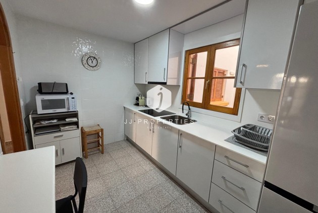 Resale - Apartment / flat -
Torrevieja - Los Frutales
