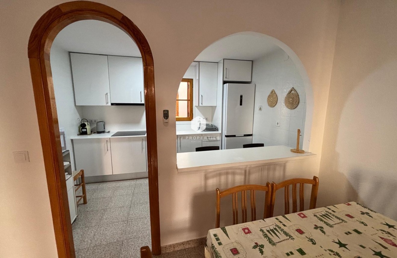 Resale - Apartment / flat -
Torrevieja - Los Frutales