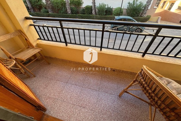 Resale - Apartment / flat -
Torrevieja - Los Frutales