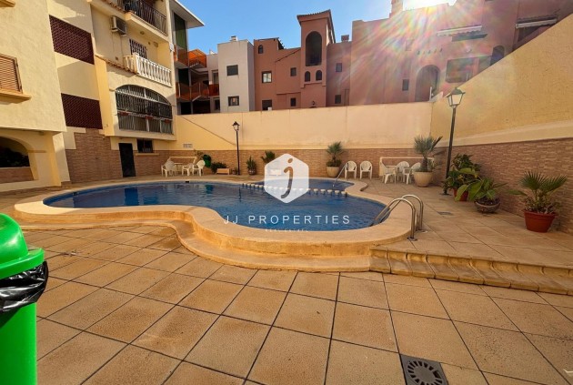 Resale - Apartment / flat -
Torrevieja - Los Frutales