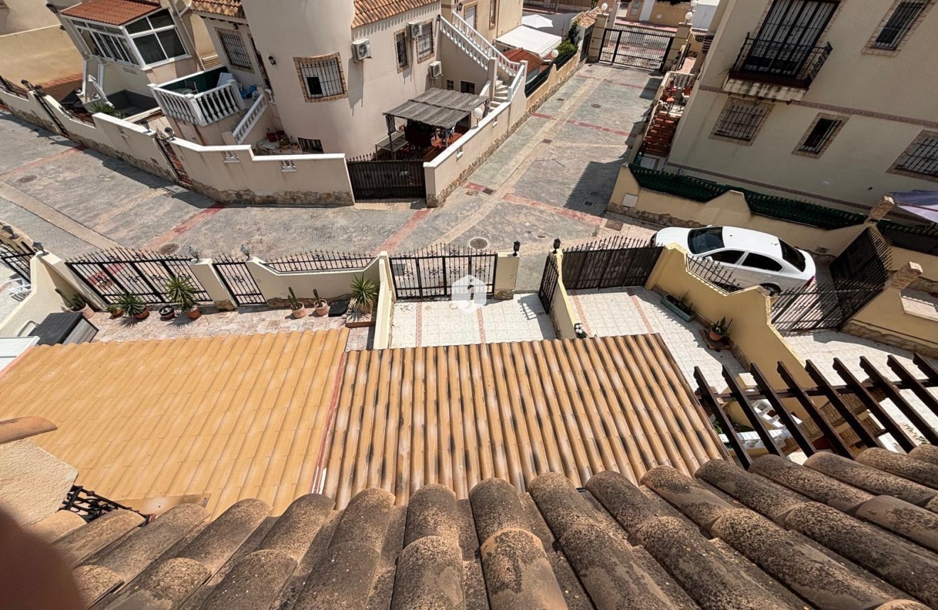 Resale - Duplex -
Orihuela Costa - Los Almendros-la Florida