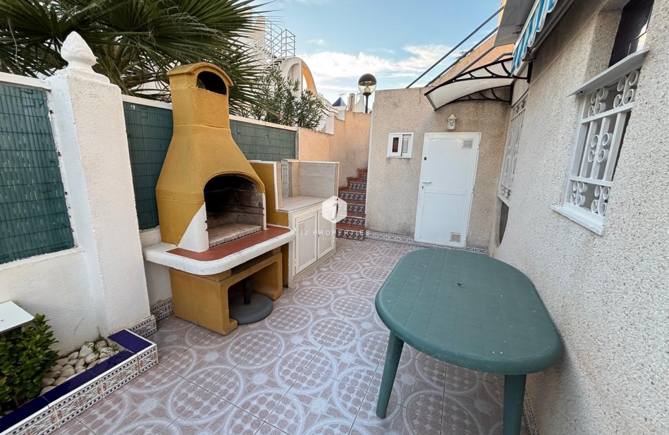 Resale - Chalet -
Torrevieja - Carrefour