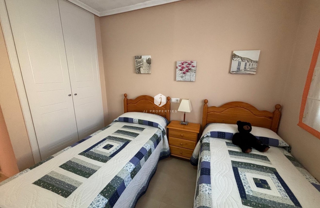 Resale - Chalet -
Torrevieja - Carrefour