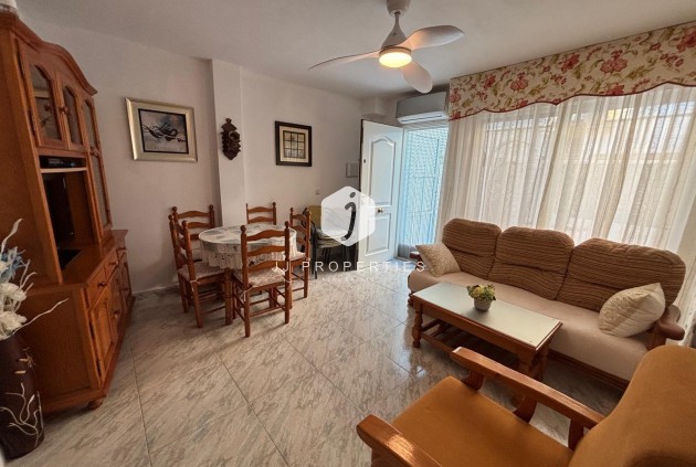 Resale - Chalet -
Torrevieja - Carrefour