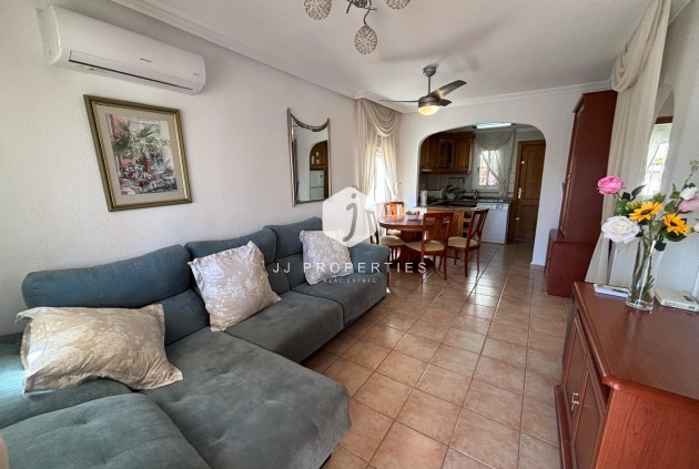 Resale - Bungalow -
Torrevieja