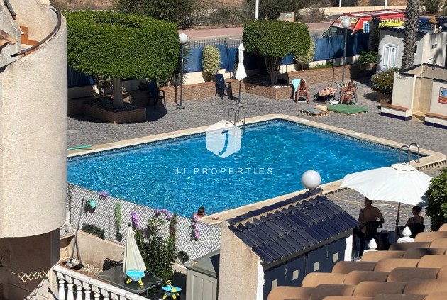 Resale - Bungalow -
Torrevieja