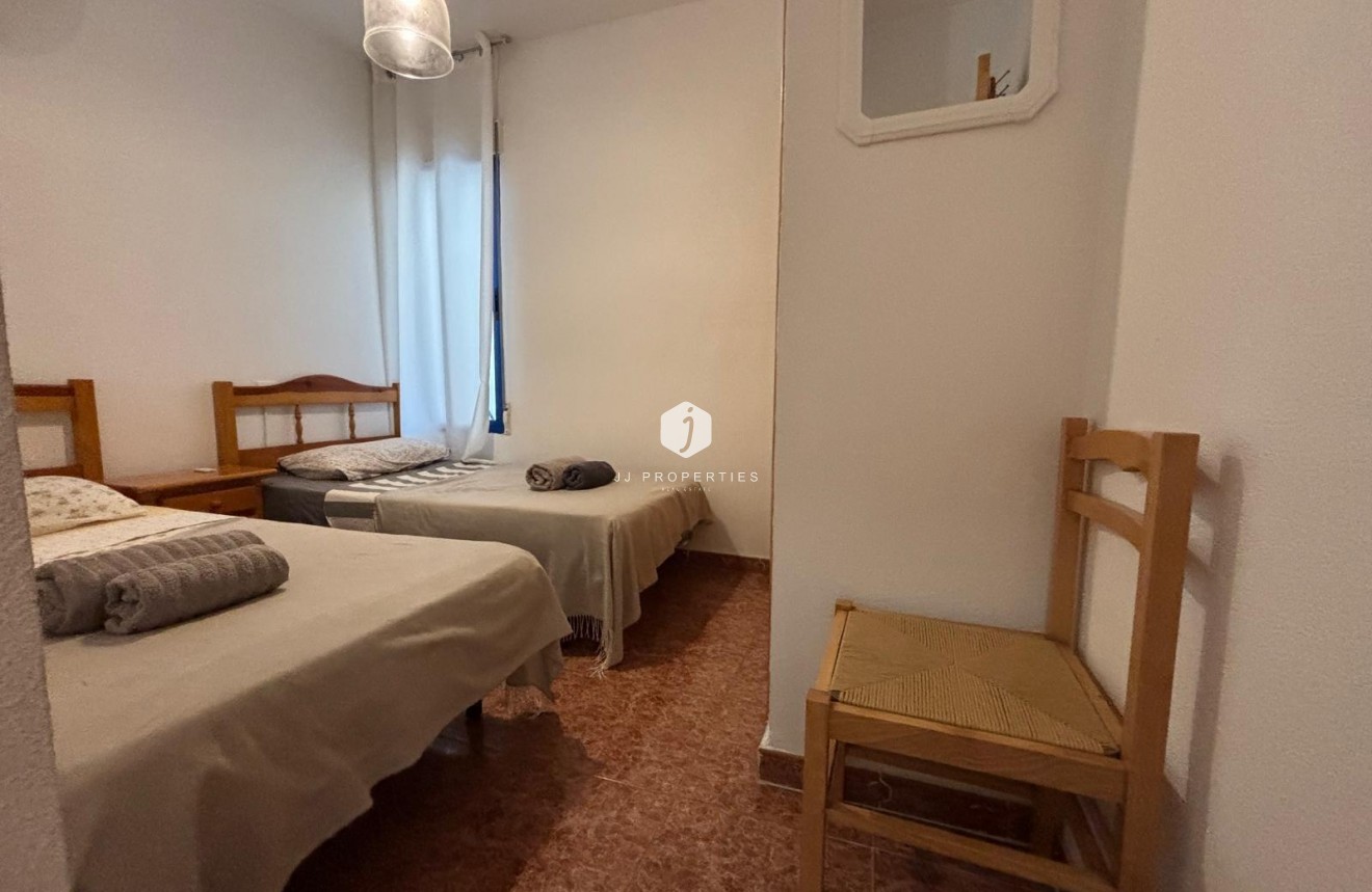 Resale - Apartment / flat -
Torrevieja - Playa de los Locos