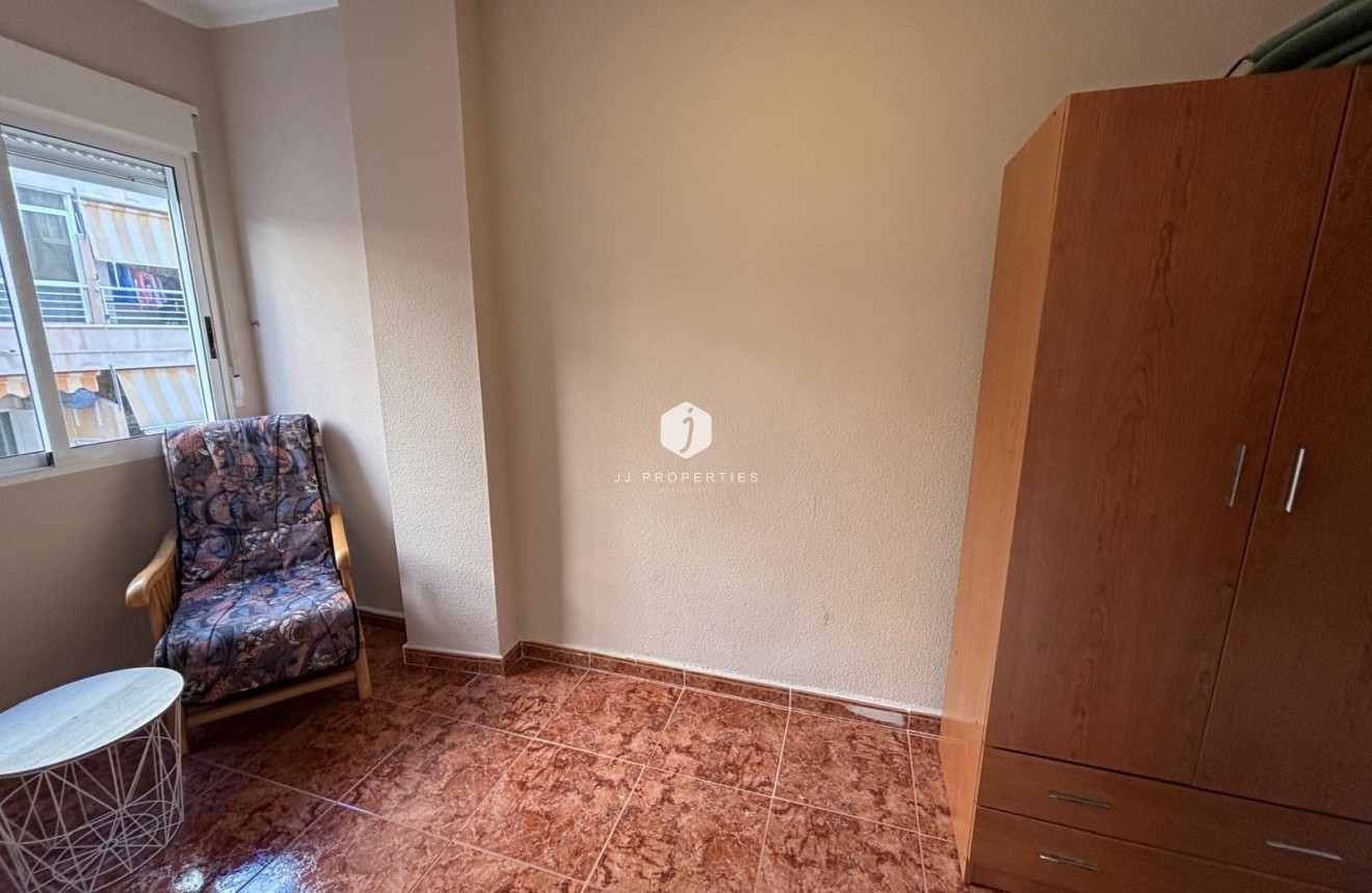 Resale - Apartment / flat -
Torrevieja - Playa del Cura