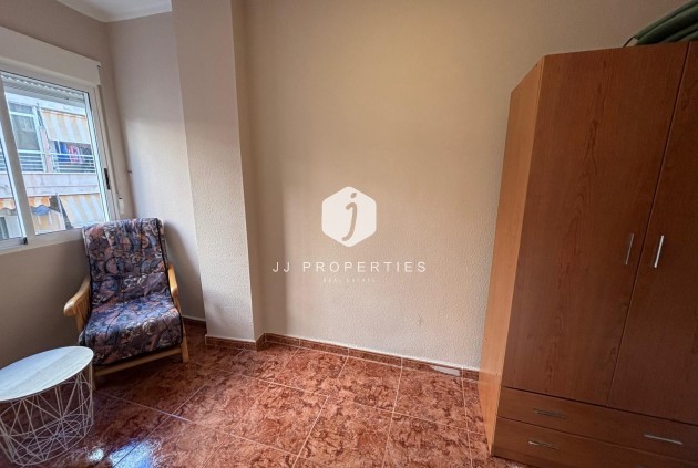 Resale - Apartment / flat -
Torrevieja - Playa del Cura