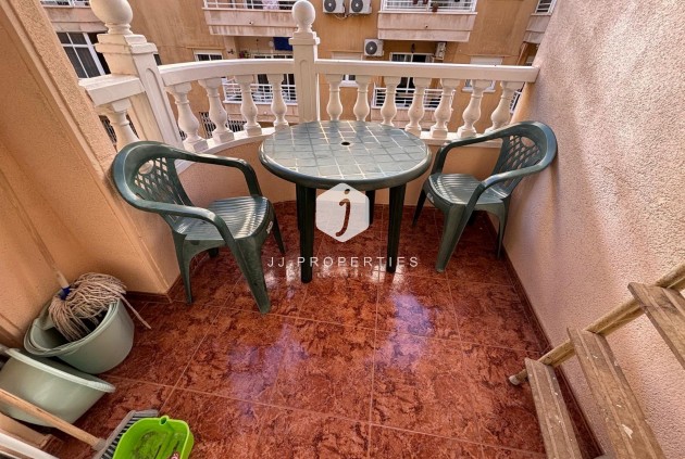 Resale - Apartment / flat -
Torrevieja - Playa del Cura