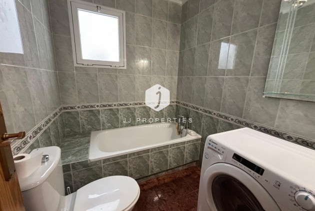 Resale - Apartment / flat -
Torrevieja - Playa del Cura