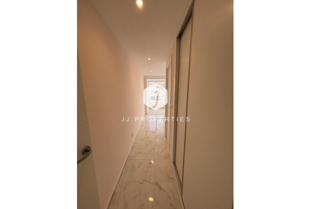 Resale - Penthouse -
Torrevieja - Acequion