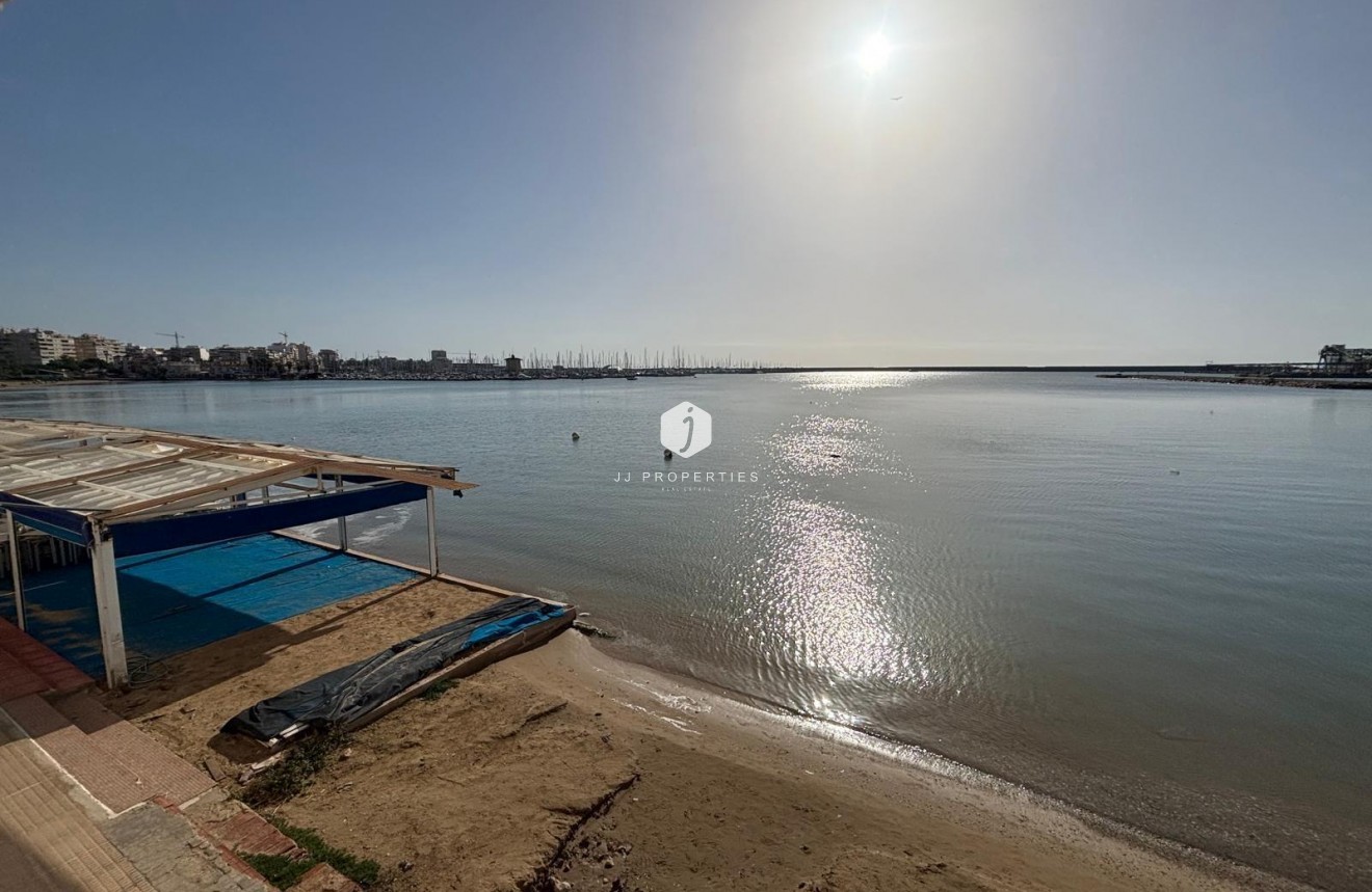 Resale - Penthouse -
Torrevieja - Acequion