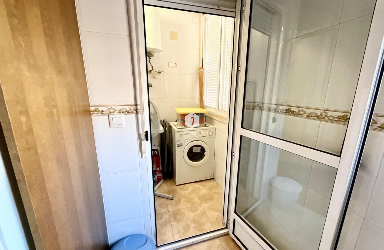 Resale - Apartment / flat -
Torrevieja - PARQUE DE LAS NACIONES