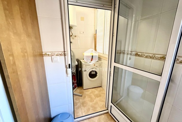 Resale - Apartment / flat -
Torrevieja - PARQUE DE LAS NACIONES