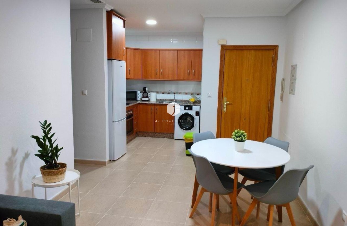 Resale - Apartment / flat -
Torrevieja - Playa de los Locos