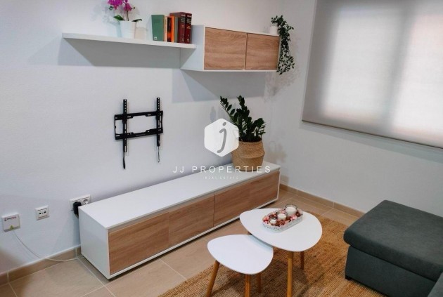 Resale - Apartment / flat -
Torrevieja - Playa de los Locos