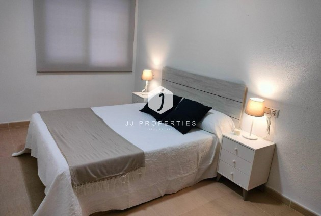 Resale - Apartment / flat -
Torrevieja - Playa de los Locos