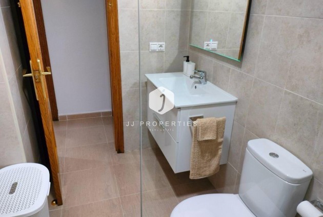 Resale - Apartment / flat -
Torrevieja - Playa de los Locos