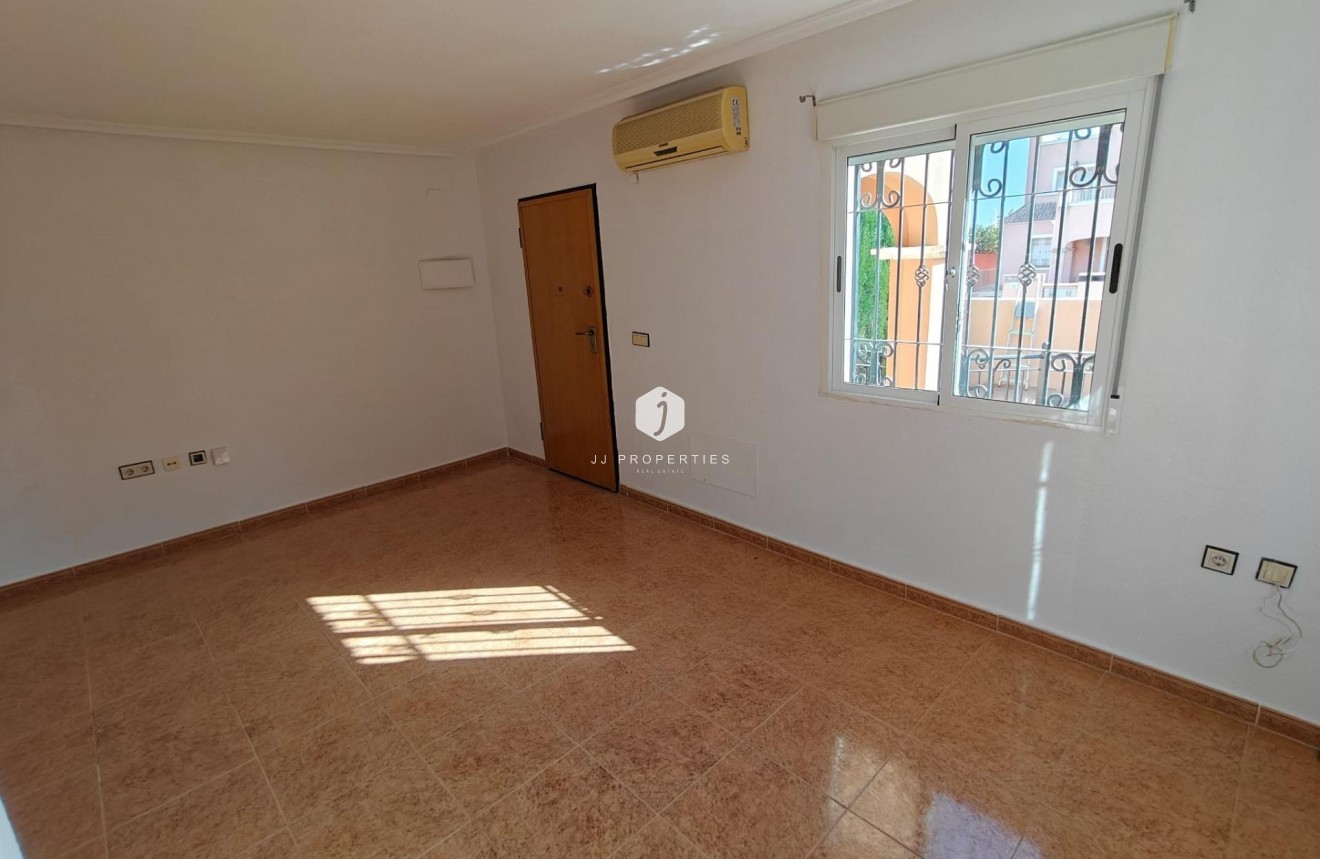 Resale - Duplex -
Los Montesinos - Costa Blanca Sur