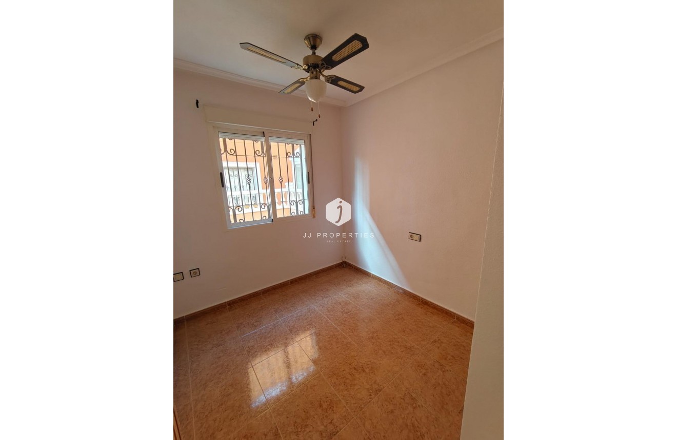 Resale - Duplex -
Los Montesinos - Costa Blanca Sur