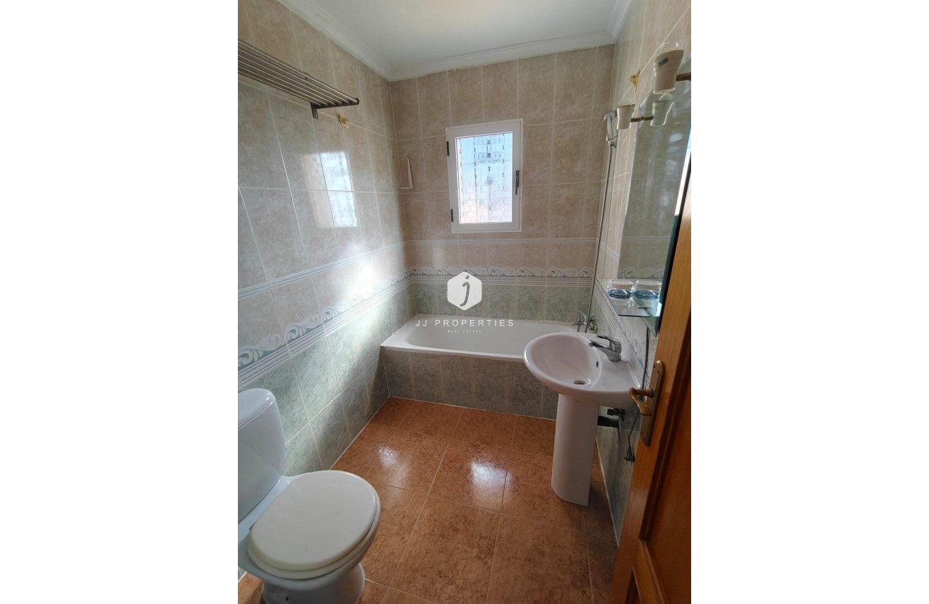 Resale - Duplex -
Los Montesinos - Costa Blanca Sur