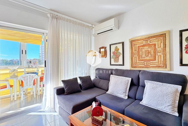 Resale - Apartment / flat -
Torrevieja - Costa Blanca