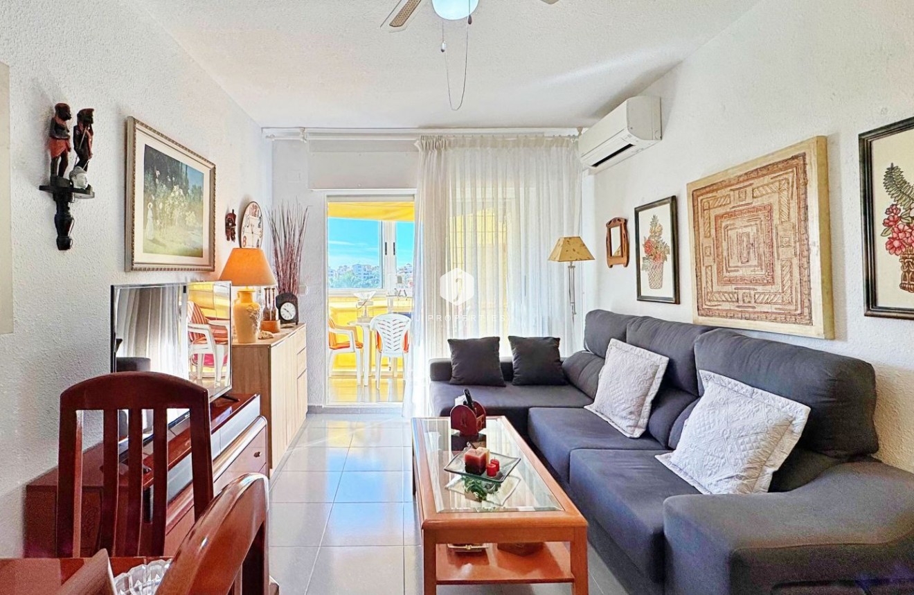 Resale - Apartment / flat -
Torrevieja - Costa Blanca