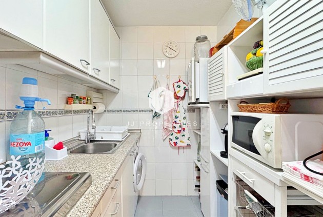 Resale - Apartment / flat -
Torrevieja - Costa Blanca