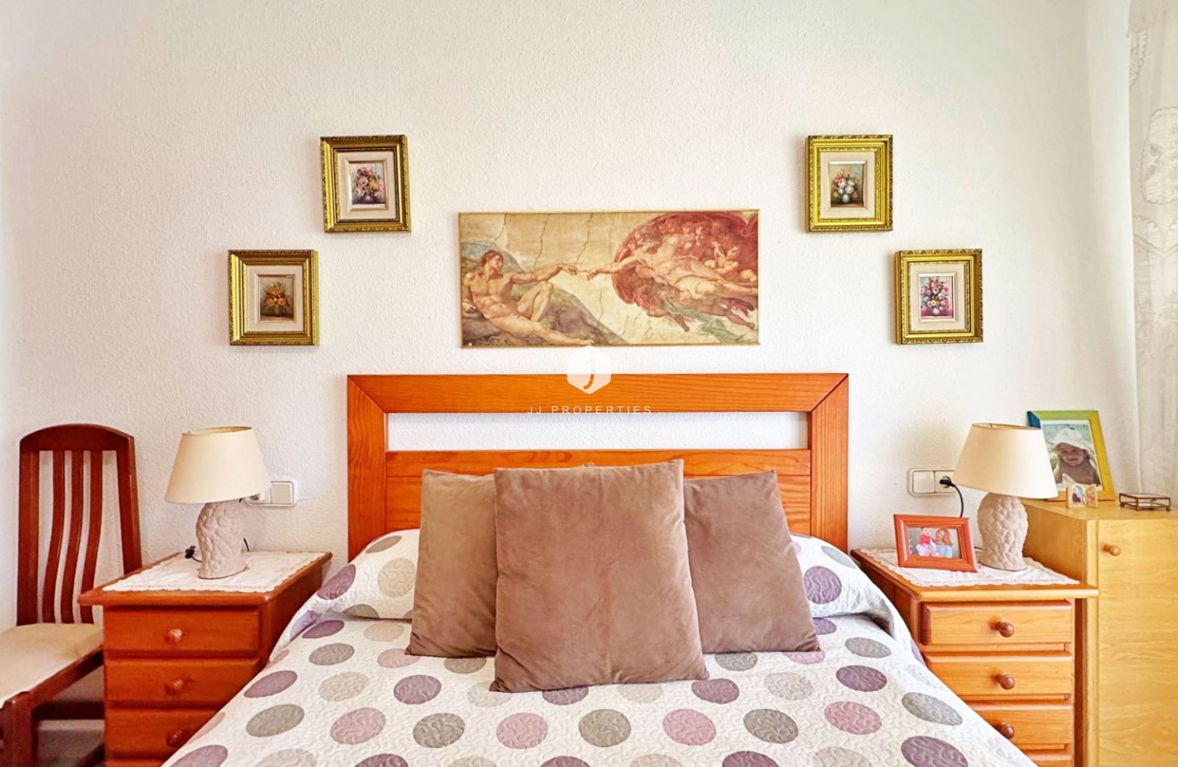 Resale - Apartment / flat -
Torrevieja - Costa Blanca