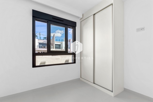 Resale - Apartment / flat -
San Miguel de Salinas - Inland