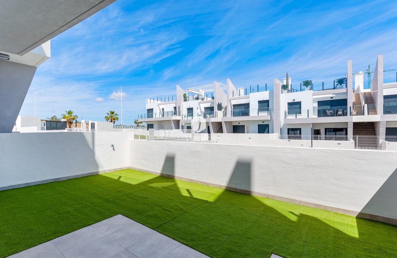 Resale - Apartment / flat -
San Miguel de Salinas - Inland