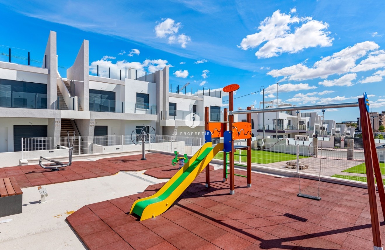 Resale - Apartment / flat -
San Miguel de Salinas - Inland