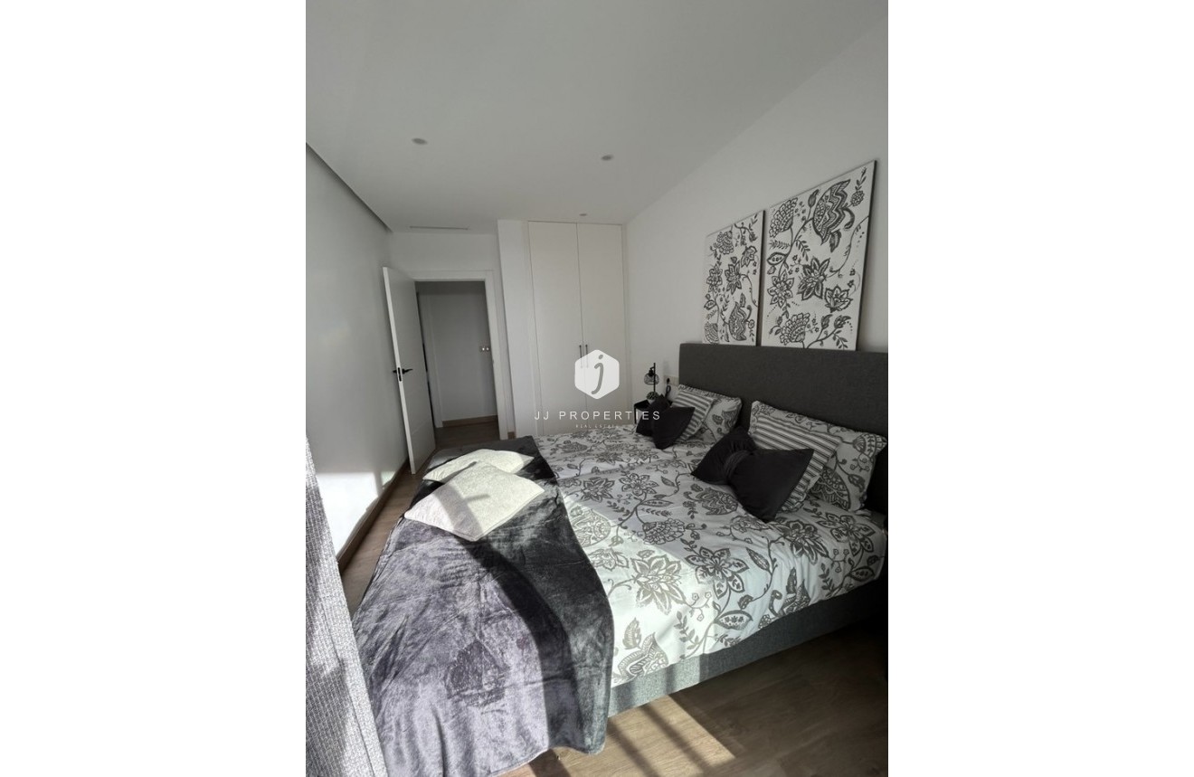 Resale - Chalet -
Dolores - Costa Blanca