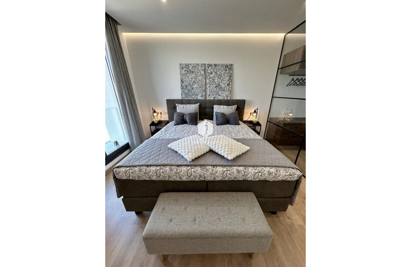 Resale - Chalet -
Dolores - Costa Blanca