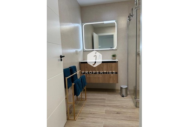 Resale - Chalet -
Dolores - Costa Blanca