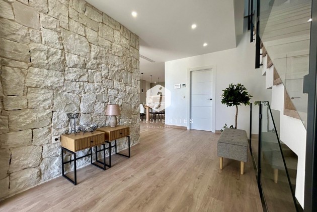 Resale - Chalet -
Dolores - Costa Blanca