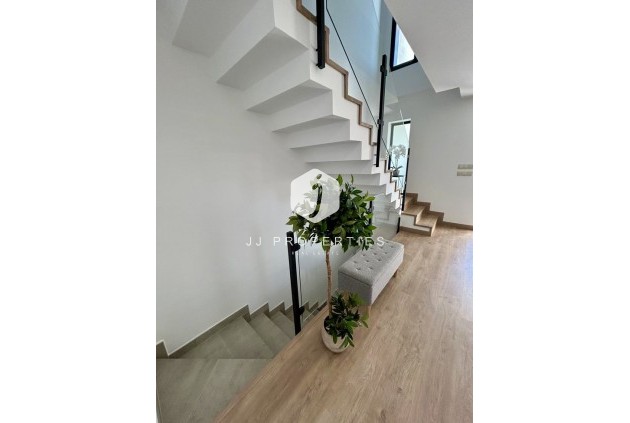 Resale - Chalet -
Dolores - Costa Blanca