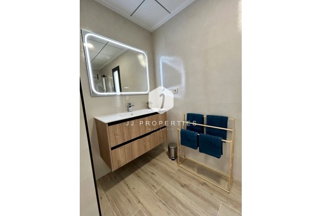 Resale - Chalet -
Dolores - Costa Blanca