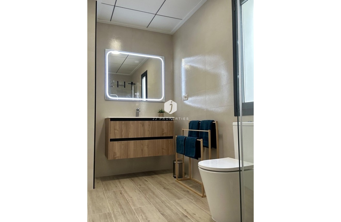 Resale - Chalet -
Dolores - Costa Blanca